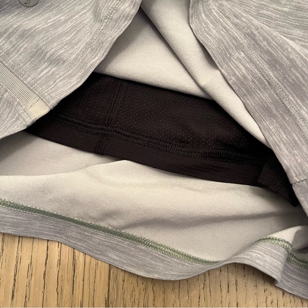 lululemon athletica | Shorts I Lululemon Athletic Shorts Grey size XL Lined - Picture 9 of 10